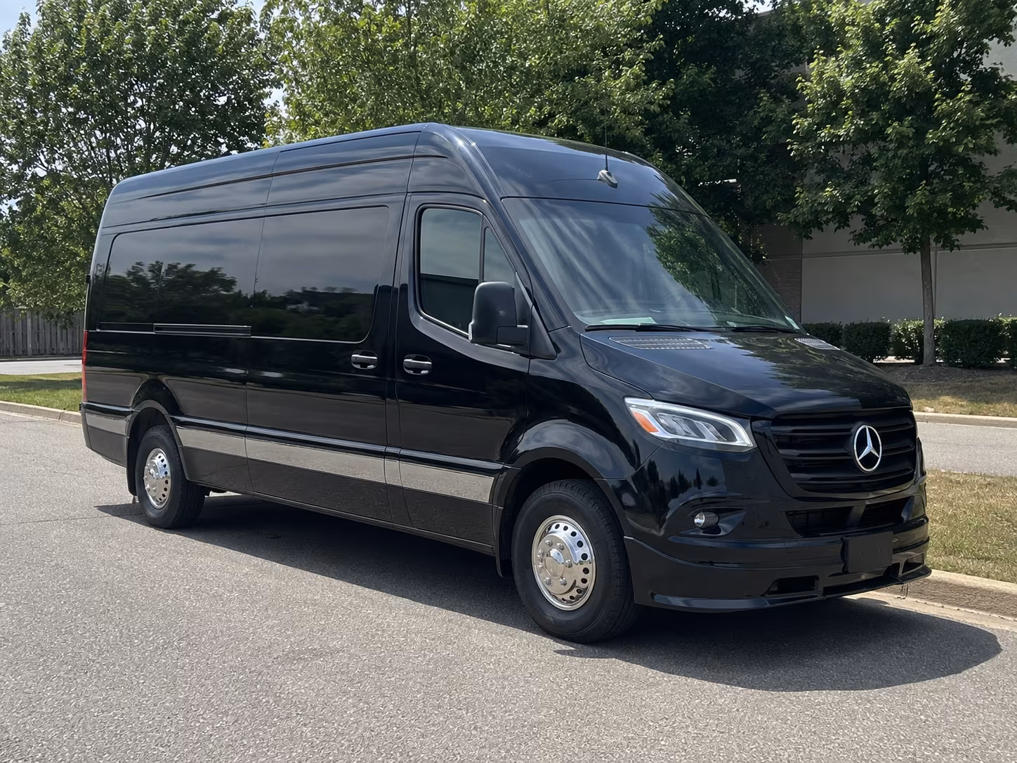 find the perfect transportation for your next wedding 4